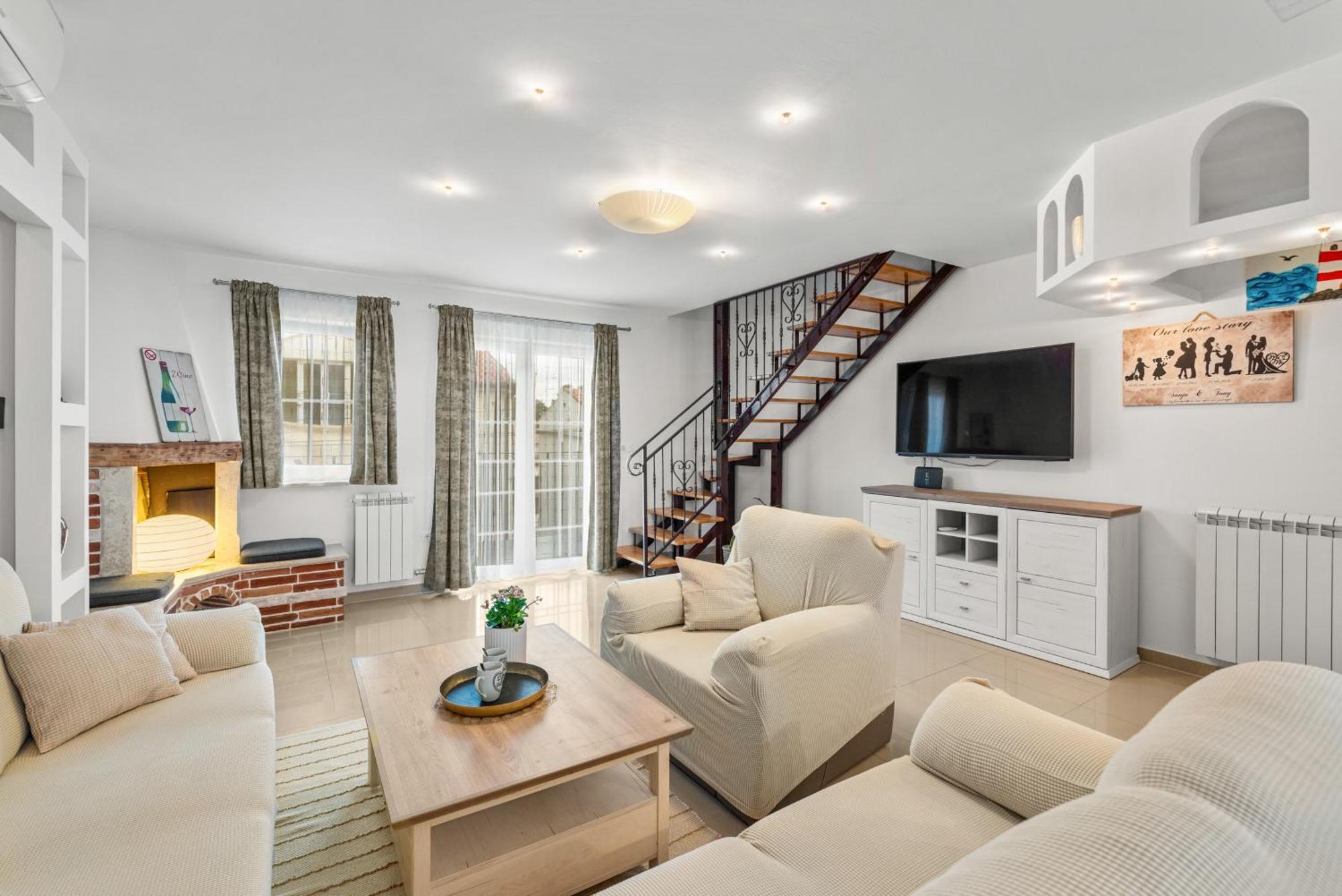Alba Sanja I Teran Apartment Фунтана Екстериор снимка